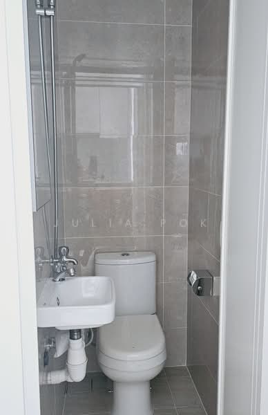 Kingsford Waterbay, 84 Upper Serangoon View, 4 Bedrooms, 1,216 sqft, Condominium For Rent, by Julia Pok, 500166585 - PropertyGuru.com.sg