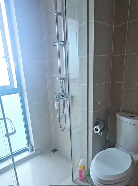 Kingsford Waterbay, 84 Upper Serangoon View, 4 Bedrooms, 1,216 sqft, Condominium For Rent, by Julia Pok, 500166585 - PropertyGuru.com.sg