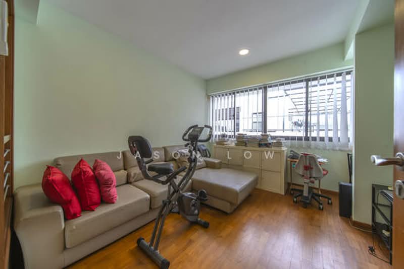 Goldenhill Villas, Golden Drive, 5 Bedrooms, 3,600 sqft, Terraced House For Rent, by Jason Low, 500166602 - Living Room - PropertyGuru.com.sg
