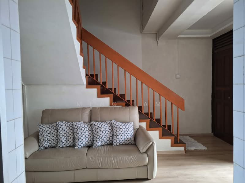 231 Hougang Street 21, 231 Hougang Street 21, Room Rental, 150 sqft, HDB Flat For Rent, by Meng Lam, 500166608 - Living Room - PropertyGuru.com.sg
