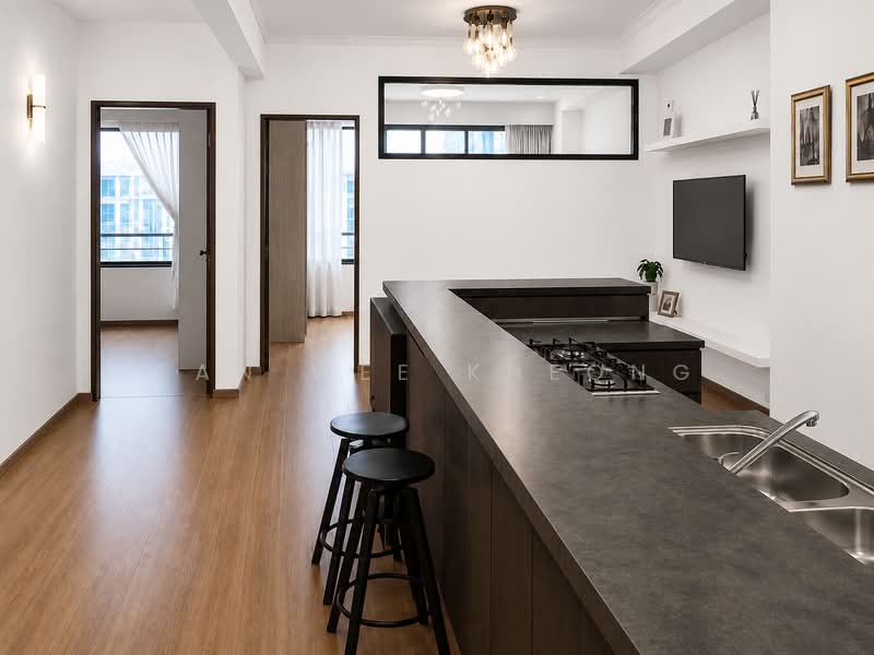 International Plaza, 10 Anson Road, 3 Bedrooms, 1,033 sqft, Apartment For Sale, by Tan Wee Kheong, 500166615 - Kitchen - PropertyGuru.com.sg