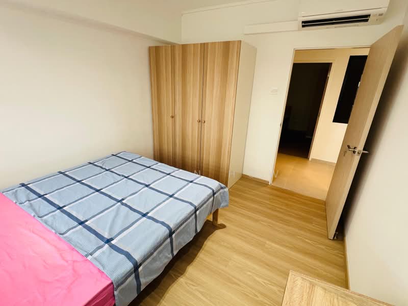 Lucky Plaza, 304 Orchard Road, Room Rental, 120 sqft, Apartment For Rent, by Shaun How, 500166616 - Bedroom - PropertyGuru.com.sg