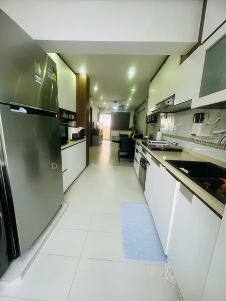 264 Waterloo Street, 264 Waterloo Street, 2 Bedrooms, 732 sqft, HDB Flat For Sale, by Diana Yow, 500166621 - Kitchen - PropertyGuru.com.sg
