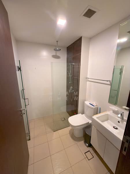 Siglap V, 2 First Street, 1 Bedroom, 452 sqft, Condominium For Rent, by Benjamin Chew, 500166623 - Bathroom - PropertyGuru.com.sg