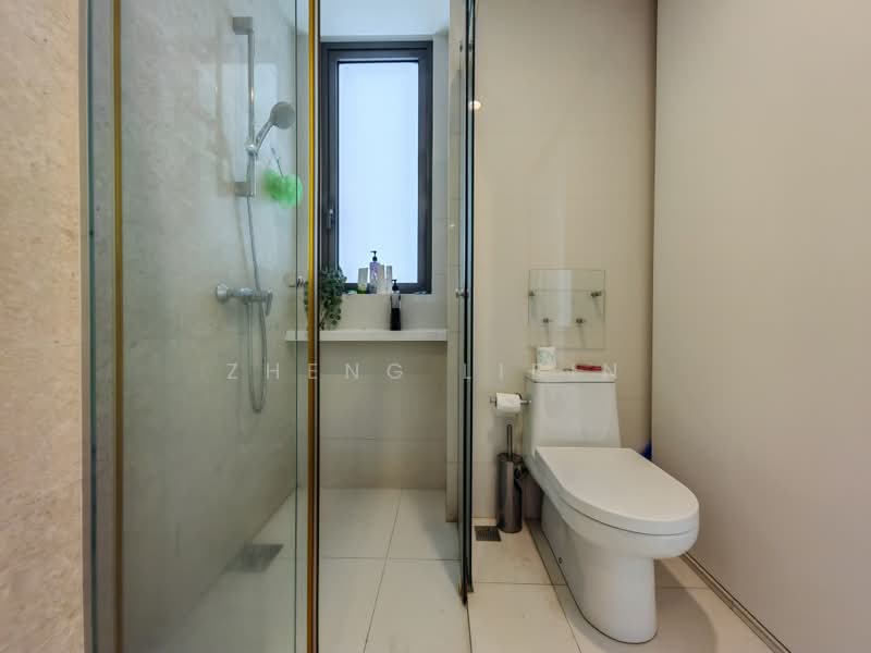 Sky Habitat, 7 Bishan Street 15, 2 Bedrooms, 710 sqft, Condominium For Rent, by Zheng Libin, 500166628 - Bathroom - PropertyGuru.com.sg