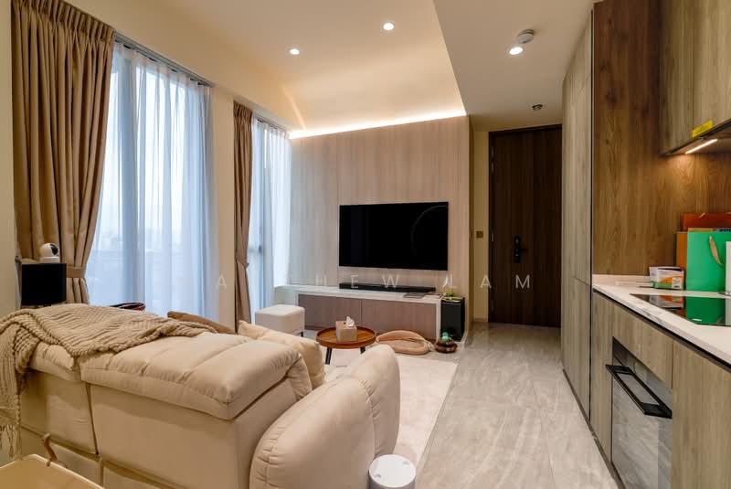 Leedon Green, 32 Leedon Heights, 2 Bedrooms, 786 sqft, Condominium For Sale, by Matthew Lam, 500166644 - Living Room - PropertyGuru.com.sg