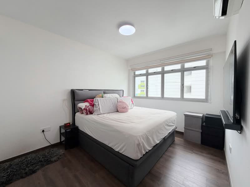 807A Chai Chee Road, 807A Chai Chee Road, 3 Bedrooms, 1,001 sqft, HDB Flat For Sale, by Jax Lim, 500166645 - Master Bedroom - PropertyGuru.com.sg