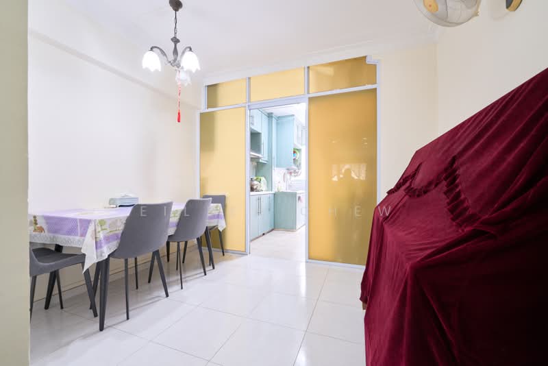 524 Hougang Avenue 6, 524 Hougang Avenue 6, 2 Bedrooms, 797 sqft, HDB Flat For Sale, by Eileen Chew, 500166655 - Dining Room - PropertyGuru.com.sg
