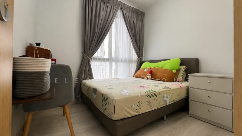 The Lakefront Residences, 42 Lakeside Drive, 3 Bedrooms, 1,033 sqft, Condominium For Sale, by Felecia Cheong, 500166662 - Bedroom - PropertyGuru.com.sg
