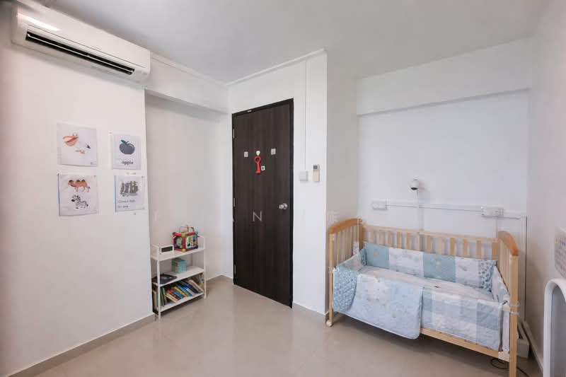 351 Woodlands Avenue 1, 351 Woodlands Avenue 1, 4 Bedrooms, 1,302 sqft, HDB Flat For Sale, by CP Tan (陈俊彬), 500166664 - Bedroom - PropertyGuru.com.sg