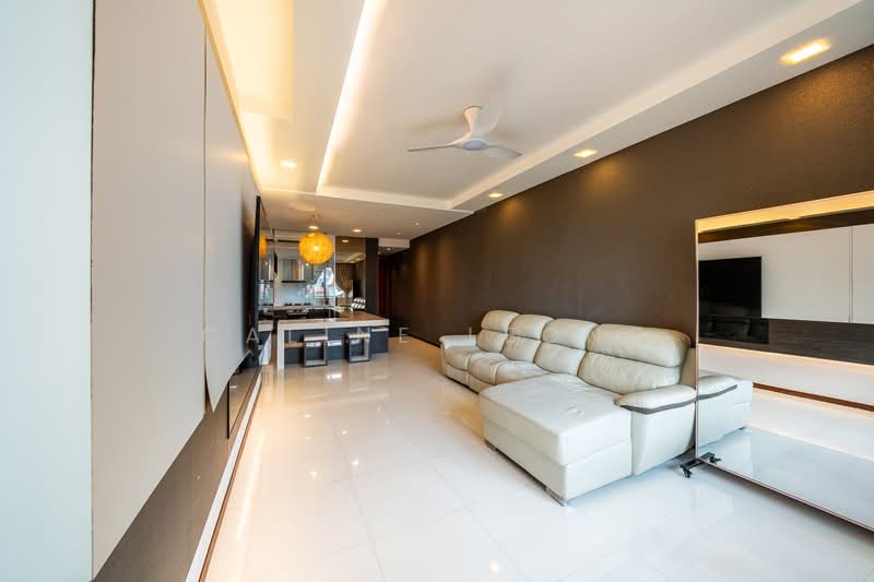 Seletar Springs Condominium, 108 Gerald Drive, 3 Bedrooms, 1,335 sqft, Condominium For Sale, by Caline Leong, 500166667 - Living Room - PropertyGuru.com.sg