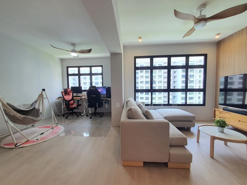 420B Northshore Drive, 420B Northshore Drive, 3 Bedrooms, 1,012 sqft, HDB Flat For Sale, by Javier Chew, 500166678 - Living Room - PropertyGuru.com.sg