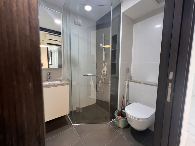 The Lilium, 31 How Sun Road, 2 Bedrooms, 732 sqft, Condominium For Sale, by Deswinne G K, 500166683 - Bathroom - PropertyGuru.com.sg