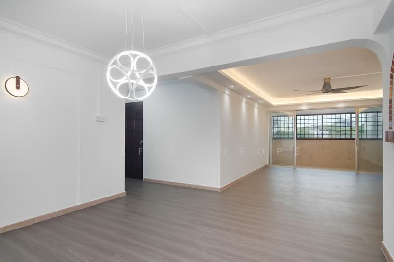123 Marsiling Rise, 123 Marsiling Rise, 3 Bedrooms, 1,302 sqft, HDB Flat For Rent, by Shafik Yusope, 500166687 - Living Room - PropertyGuru.com.sg