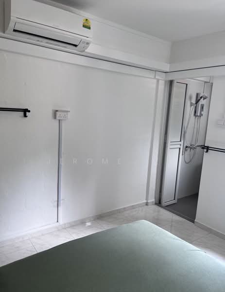 558 Ang Mo Kio Avenue 10, 558 Ang Mo Kio Avenue 10, Room Rental, 200 sqft, HDB Flat For Rent, by Jerome Tee, 500166690 - Interior - PropertyGuru.com.sg