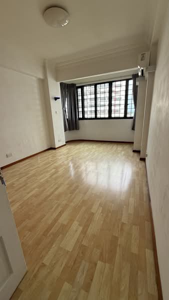 Ocean Park, 526 East Coast Road, 3 Bedrooms, 2,111 sqft, Condominium For Rent, by Leah Tay, 500166696 - Bedroom - PropertyGuru.com.sg