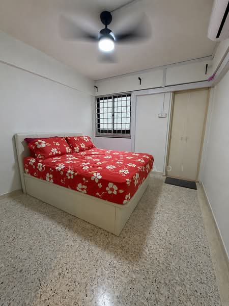 10 Teck Whye Avenue, 10 Teck Whye Avenue, 2 Bedrooms, 721 sqft, HDB Flat For Rent, by Dynn Suradi, 500166701 - Bedroom - PropertyGuru.com.sg