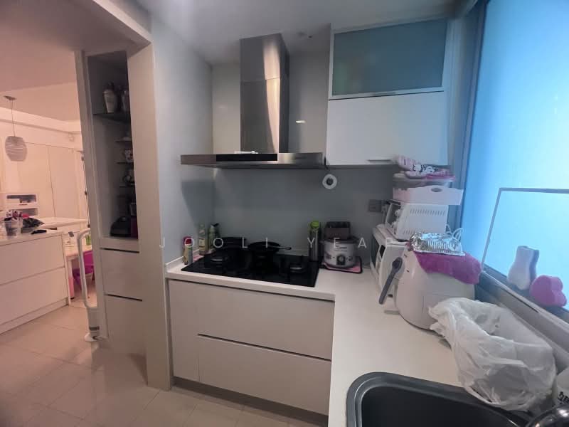 Gardenvista, 950 Dunearn Road, 4 Bedrooms, 1,345 sqft, Condominium For Sale, by Jooli Yeap, 500166715 - Kitchen - PropertyGuru.com.sg
