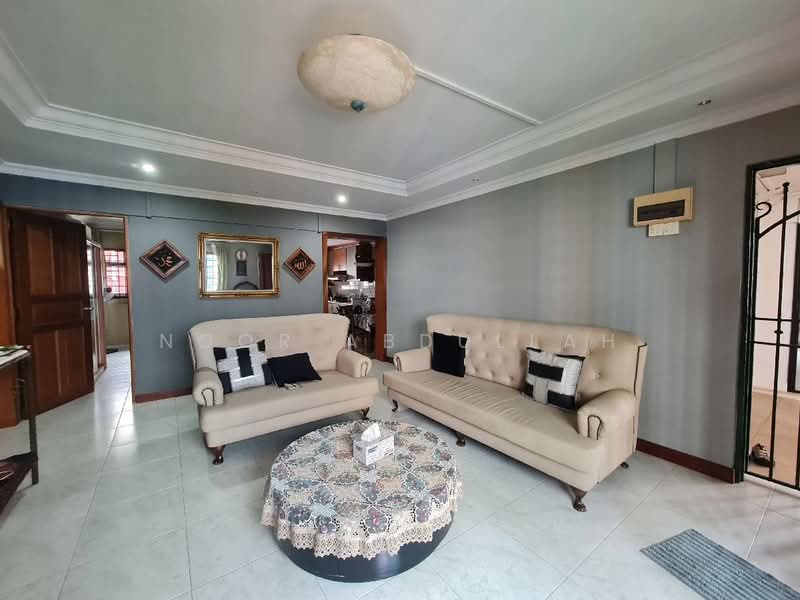 304 Ang Mo Kio Avenue 1, 304 Ang Mo Kio Avenue 1, 3 Bedrooms, 1,044 sqft, HDB Flat For Sale, by Noor Abdullah, 500166716 - PropertyGuru.com.sg