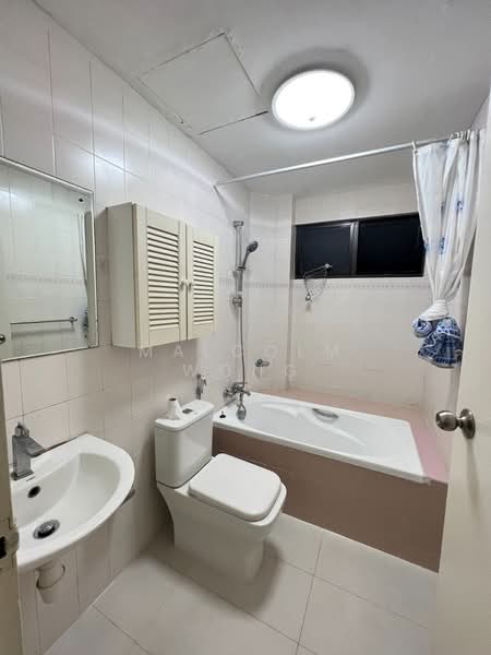 Bayshore Park, 66 Bayshore Road, Room Rental, 180 sqft, Condominium For Rent, by Malcolm Wong, 500166725 - Bathroom - PropertyGuru.com.sg