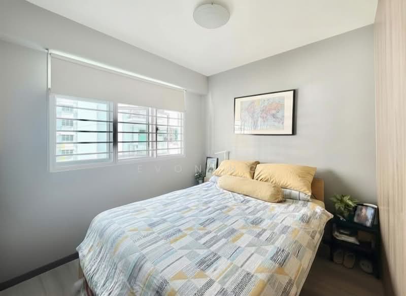 677C Yishun Ring Road, 677C Yishun Ring Road, 3 Bedrooms, 1,001 sqft, HDB Flat For Sale, by Evon Ng, 500166729 - Master Bedroom - PropertyGuru.com.sg