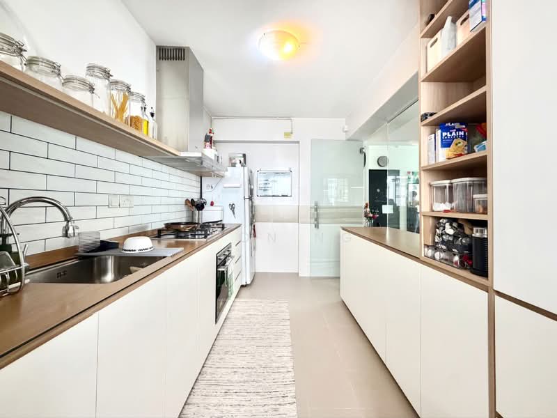 677C Yishun Ring Road, 677C Yishun Ring Road, 3 Bedrooms, 1,001 sqft, HDB Flat For Sale, by Evon Ng, 500166729 - Kitchen - PropertyGuru.com.sg