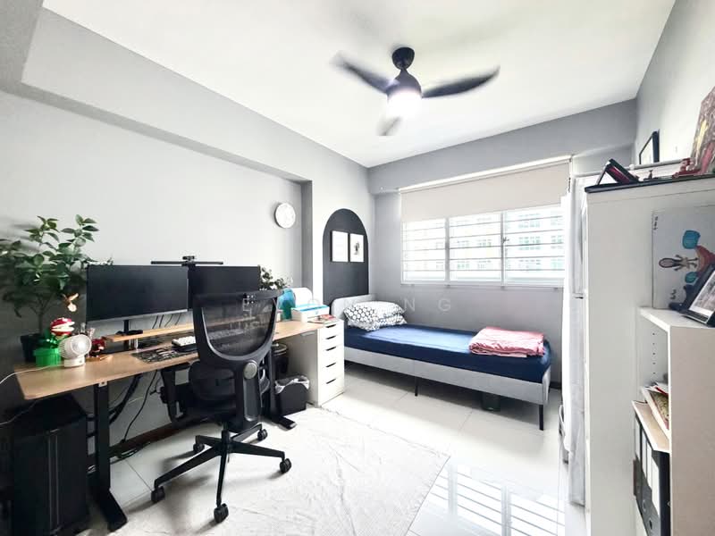 677C Yishun Ring Road, 677C Yishun Ring Road, 3 Bedrooms, 1,001 sqft, HDB Flat For Sale, by Evon Ng, 500166729 - Bedroom 1 - PropertyGuru.com.sg