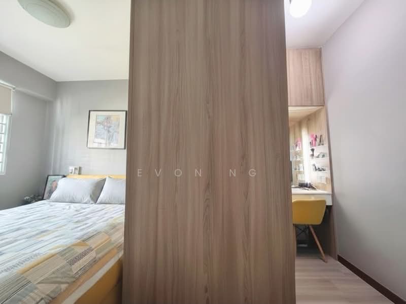677C Yishun Ring Road, 677C Yishun Ring Road, 3 Bedrooms, 1,001 sqft, HDB Flat For Sale, by Evon Ng, 500166729 - Master Bedroom - PropertyGuru.com.sg