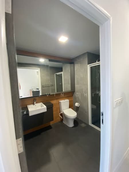 Rezi 24, 39 Lorong 24 Geylang, 1 Bedroom, 507 sqft, Condominium For Rent, by Kelvin Chin, 500166731 - Bathroom - PropertyGuru.com.sg