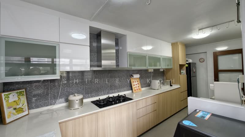 655 Hougang Avenue 8, 655 Hougang Avenue 8, 3 Bedrooms, 1,291 sqft, HDB Flat For Sale, by Shirley Koh, 500166733 - Kitchen - PropertyGuru.com.sg