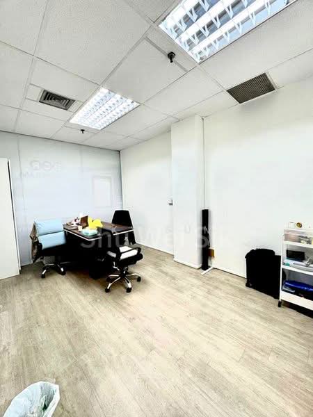 Chye Sing Building, 87 Beach Road, 620 sqft, Office For Rent, by Sky Sum, 500166738 - Study - CommercialGuru.com.sg