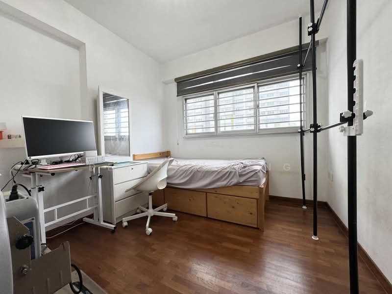 23 Teban Gardens Road, 23 Teban Gardens Road, 3 Bedrooms, 936 sqft, HDB Flat For Sale, by Derrick Dang, 500166743 - Bedroom - PropertyGuru.com.sg