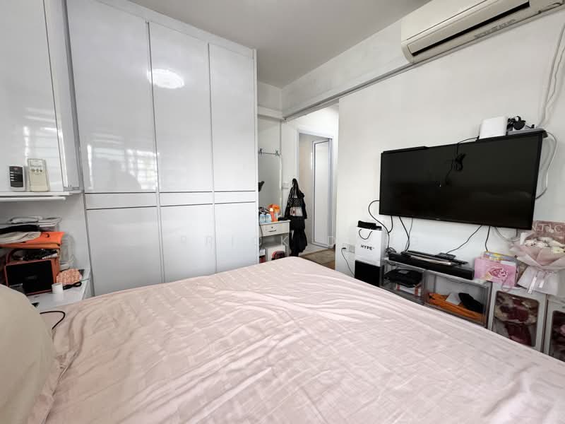 23 Teban Gardens Road, 23 Teban Gardens Road, 3 Bedrooms, 936 sqft, HDB Flat For Sale, by Derrick Dang, 500166743 - Bedroom - PropertyGuru.com.sg