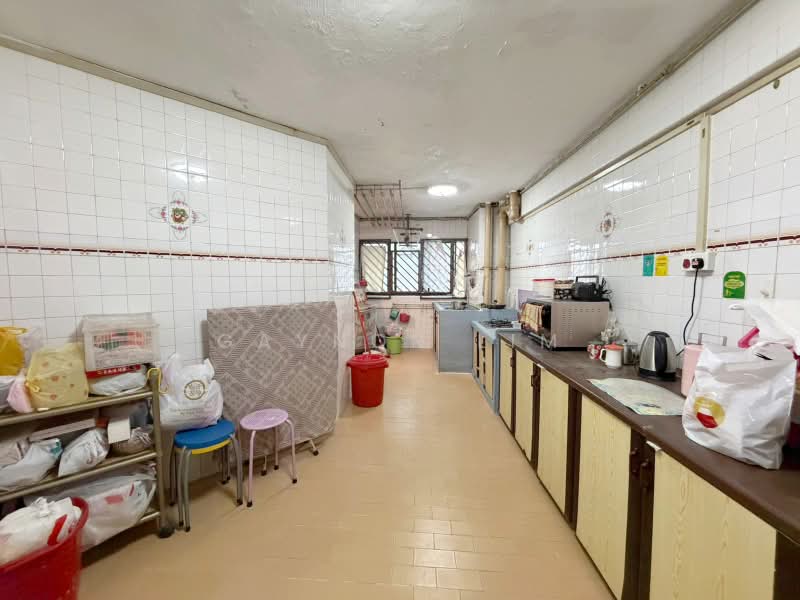54 Pipit Road, 54 Pipit Road, 3 Bedrooms, 1,012 sqft, HDB Flat For Sale, by Gaynor Lim, 500166744 - Kitchen - PropertyGuru.com.sg