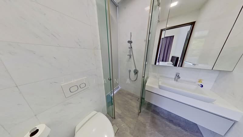 Liberte, 5 Sarkies Road, 1 Bedroom, 657 sqft, Condominium For Sale, by Juliana Poh, 500166748 - Bathroom - PropertyGuru.com.sg