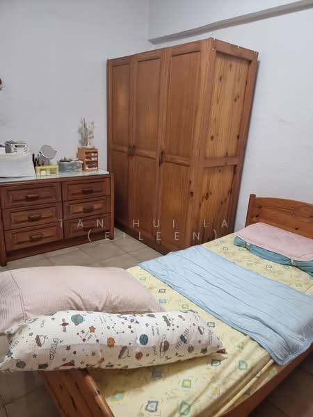 632 Veerasamy Road, 632 Veerasamy Road, 3 Bedrooms, 1,152 sqft, HDB Flat For Sale, by Tan Hui Lay (Eileen), 500166752 - Bedroom - PropertyGuru.com.sg