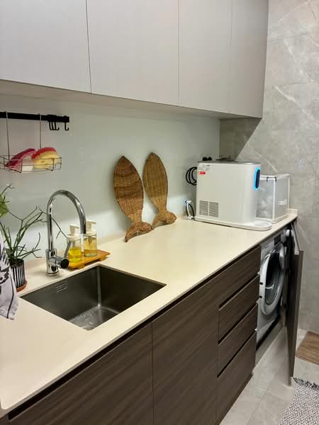 Stirling Residences, 23 Stirling Road, 2 Bedrooms, 689 sqft, Condominium For Rent, by Gabriel Ong, 500166754 - Interior - PropertyGuru.com.sg