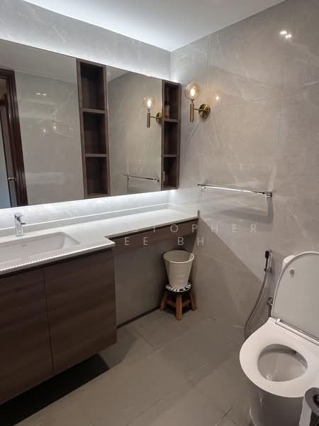 River Place, 62 Havelock Road, 3 Bedrooms, 1,313 sqft, Condominium For Sale, by Christopher Lee BH, 500166761 - Bathroom - PropertyGuru.com.sg