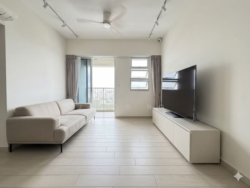 228A Ang Mo Kio Street 23, 228A Ang Mo Kio Street 23, 3 Bedrooms, 1,033 sqft, HDB Flat For Sale, by Jaxon Ng, 500166783 - Living Room - PropertyGuru.com.sg