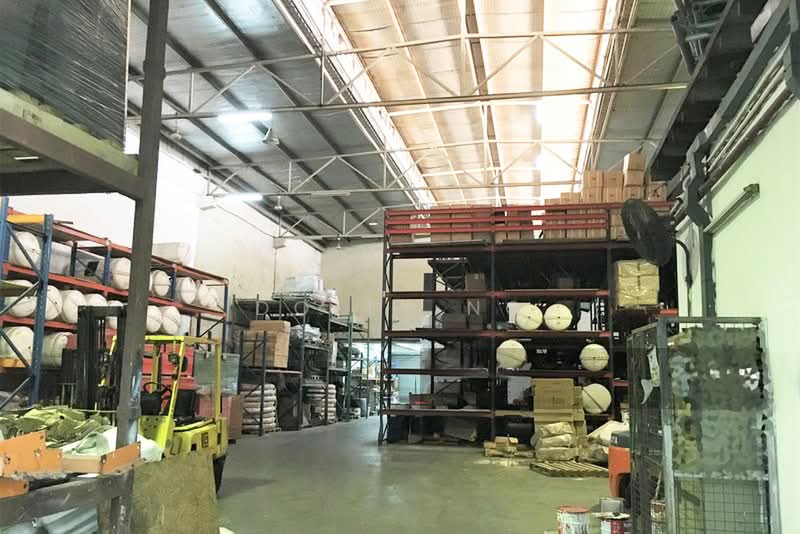 Terrace unit along International Road, , 13,400 sqft, Factory / Workshop (B2) For Sale, by Dolly NG, 500166795 - Interior - CommercialGuru.com.sg