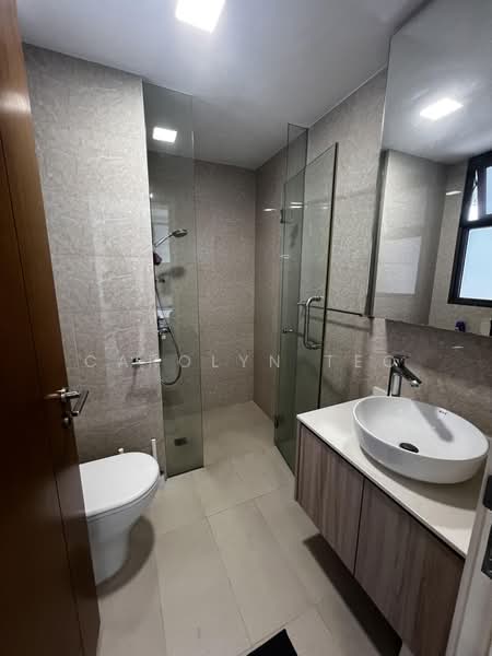Kovan Regency, 38 Kovan Rise, 2 Bedrooms, 775 sqft, Condominium For Sale, by Carolyn Teo, 500166810 - Bathroom - PropertyGuru.com.sg