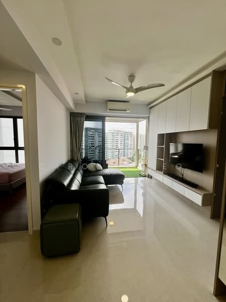 Kovan Regency, 38 Kovan Rise, 2 Bedrooms, 775 sqft, Condominium For Sale, by Carolyn Teo, 500166810 - Living Room - PropertyGuru.com.sg