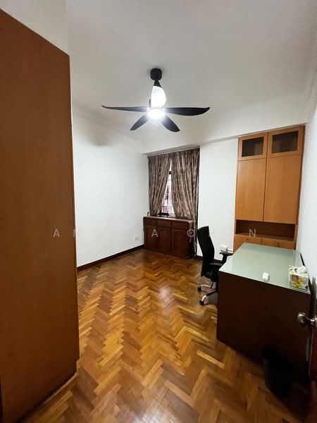 Jalan Arif, Jalan Arif, 5 Bedrooms, 2,850 sqft, Terraced House For Sale, by Angela Chan, 500166820 - Study - PropertyGuru.com.sg