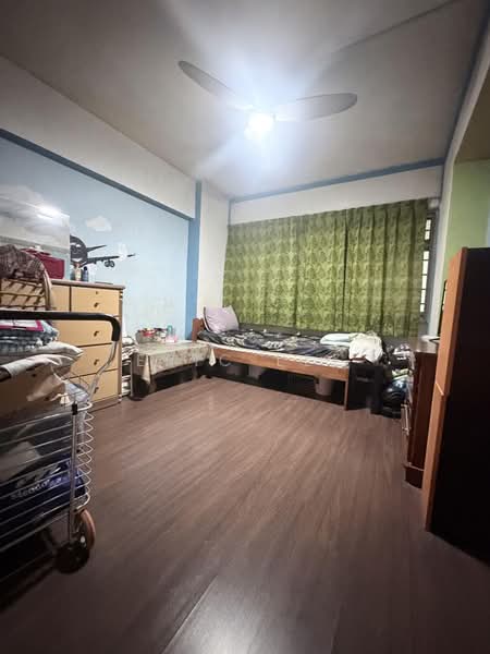 421 Woodlands Street 41, 421 Woodlands Street 41, 3 Bedrooms, 1,140 sqft, HDB Flat For Sale, by Eric Lee, 500166822 - Bedroom - PropertyGuru.com.sg