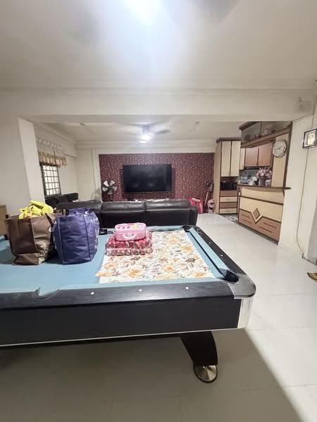 421 Woodlands Street 41, 421 Woodlands Street 41, 3 Bedrooms, 1,140 sqft, HDB Flat For Sale, by Eric Lee, 500166822 - Living Room - PropertyGuru.com.sg