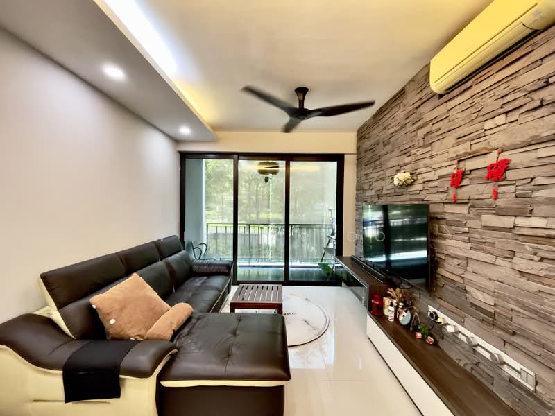 Esparina Residences, 115 Compassvale Bow, 3 Bedrooms, 1,066 sqft, Executive Condominium For Rent, by William Oo, 500166834 - Living Room - PropertyGuru.com.sg