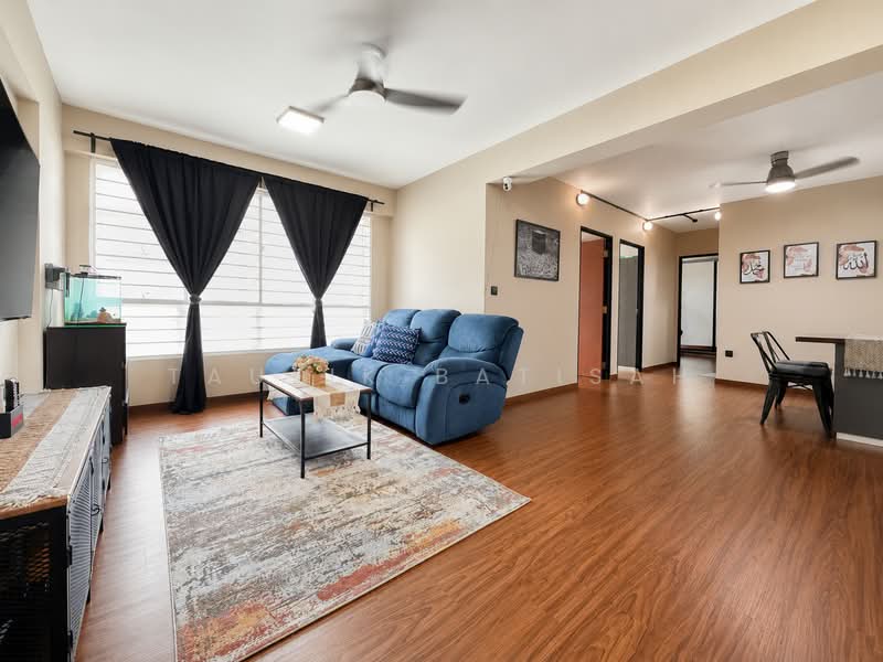 216B Boon Lay View, 216B Boon Lay Avenue, 3 Bedrooms, 1,011 sqft, HDB Flat For Sale, by Taufik Batisah, 500166844 - Living Room - PropertyGuru.com.sg