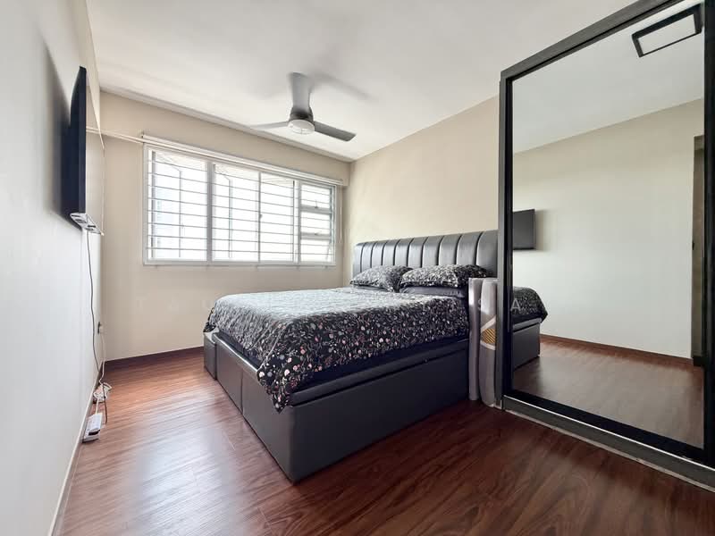 216B Boon Lay View, 216B Boon Lay Avenue, 3 Bedrooms, 1,011 sqft, HDB Flat For Sale, by Taufik Batisah, 500166844 - Bedroom - PropertyGuru.com.sg