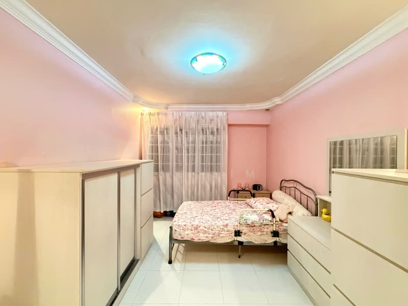 652A Jurong West Street 61, 652A Jurong West Street 61, 2 Bedrooms, 1,195 sqft, HDB Flat For Sale, by Zac Lim, 500166856 - Bedroom - PropertyGuru.com.sg