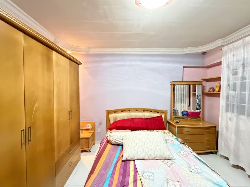 652A Jurong West Street 61, 652A Jurong West Street 61, 2 Bedrooms, 1,195 sqft, HDB Flat For Sale, by Zac Lim, 500166856 - Bedroom - PropertyGuru.com.sg